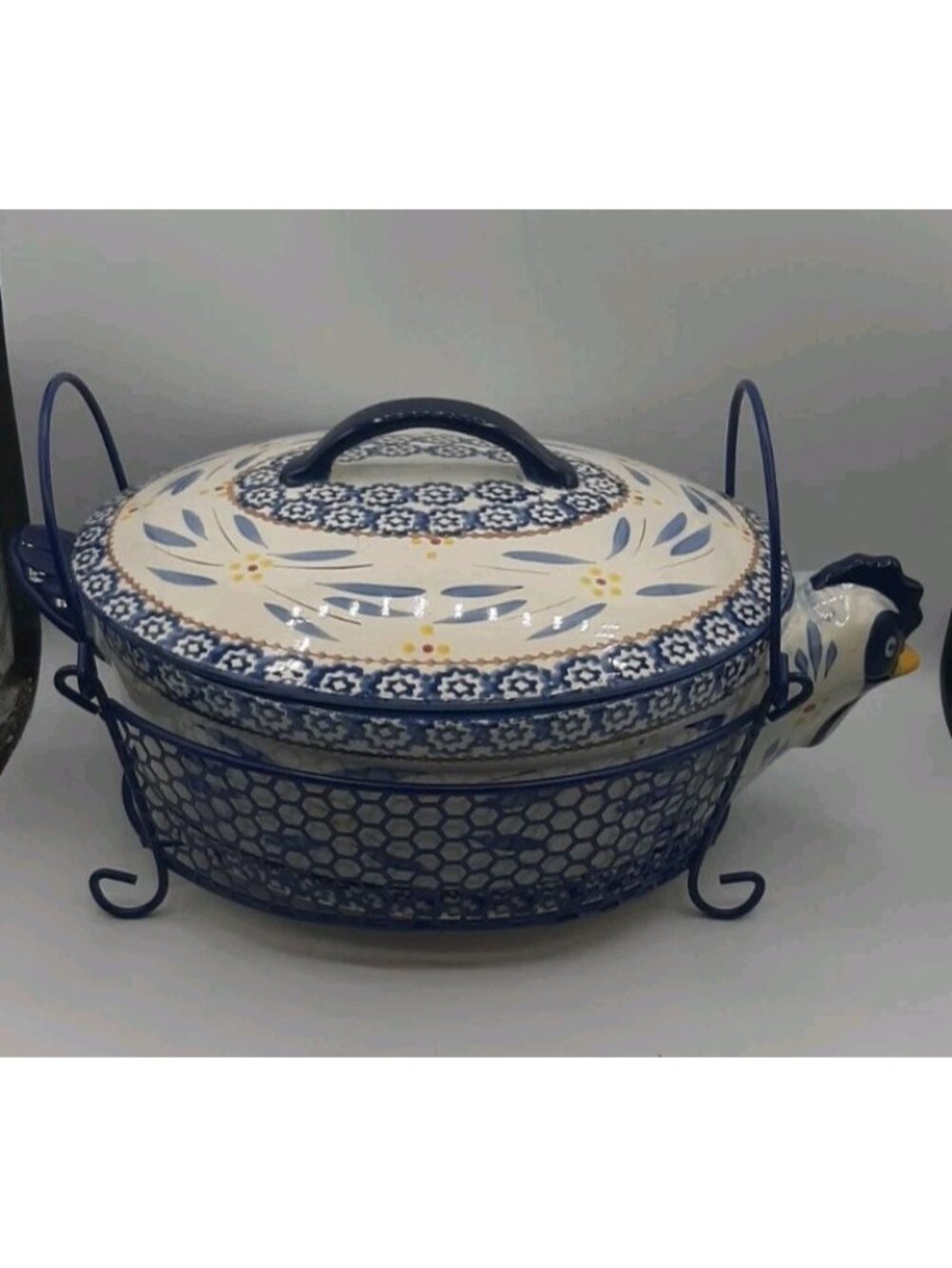RARE Temp-tations by Tara Old World 16 oz Blue Chicken Lid Presentable Ovenware
